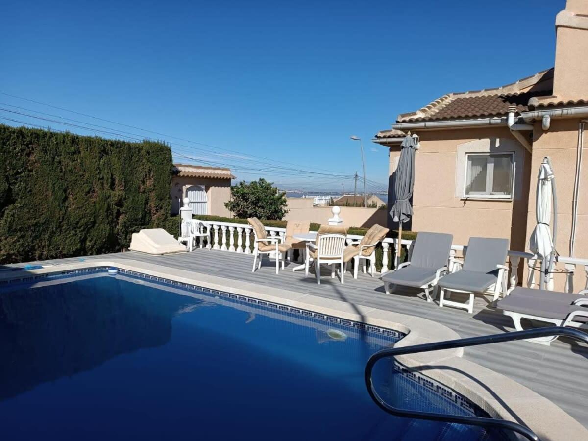Quaint Ground Floor Apartment With Pool Lb1 Торевьиа Экстерьер фото